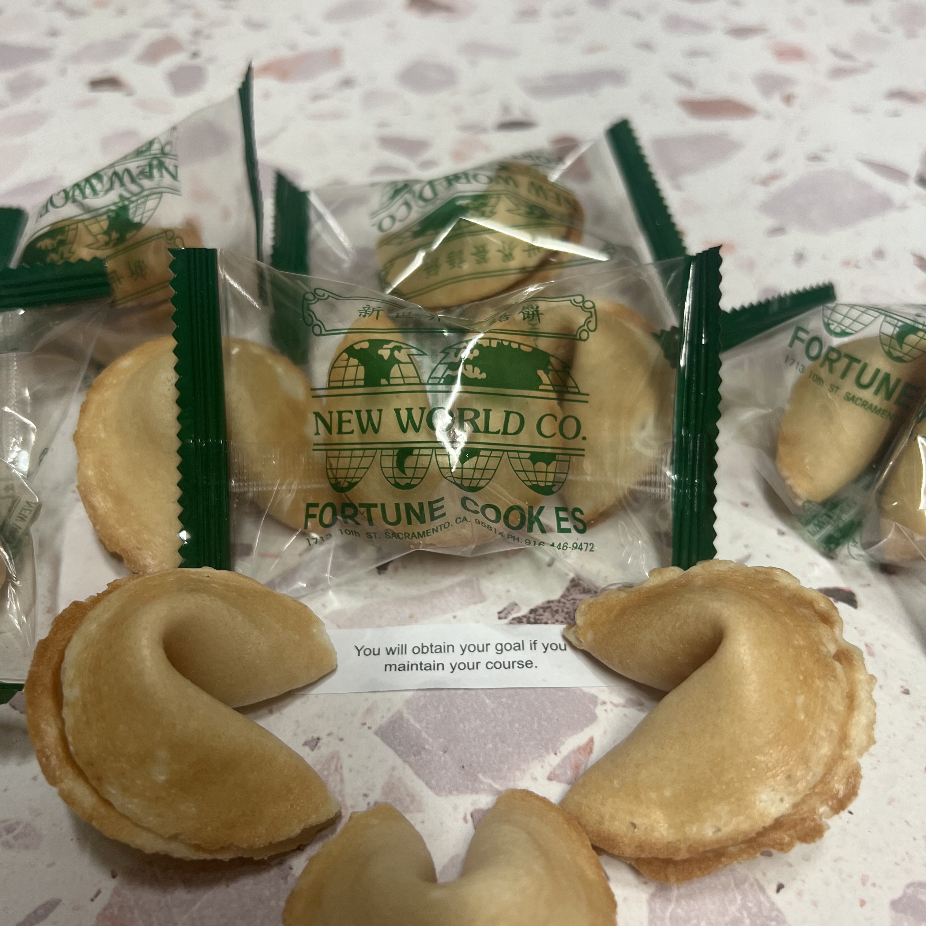 2. The Regular Fortune Cookie🥠